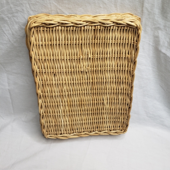 Small Wicker Tray Vintage Rectangular - Picture 2 of 4